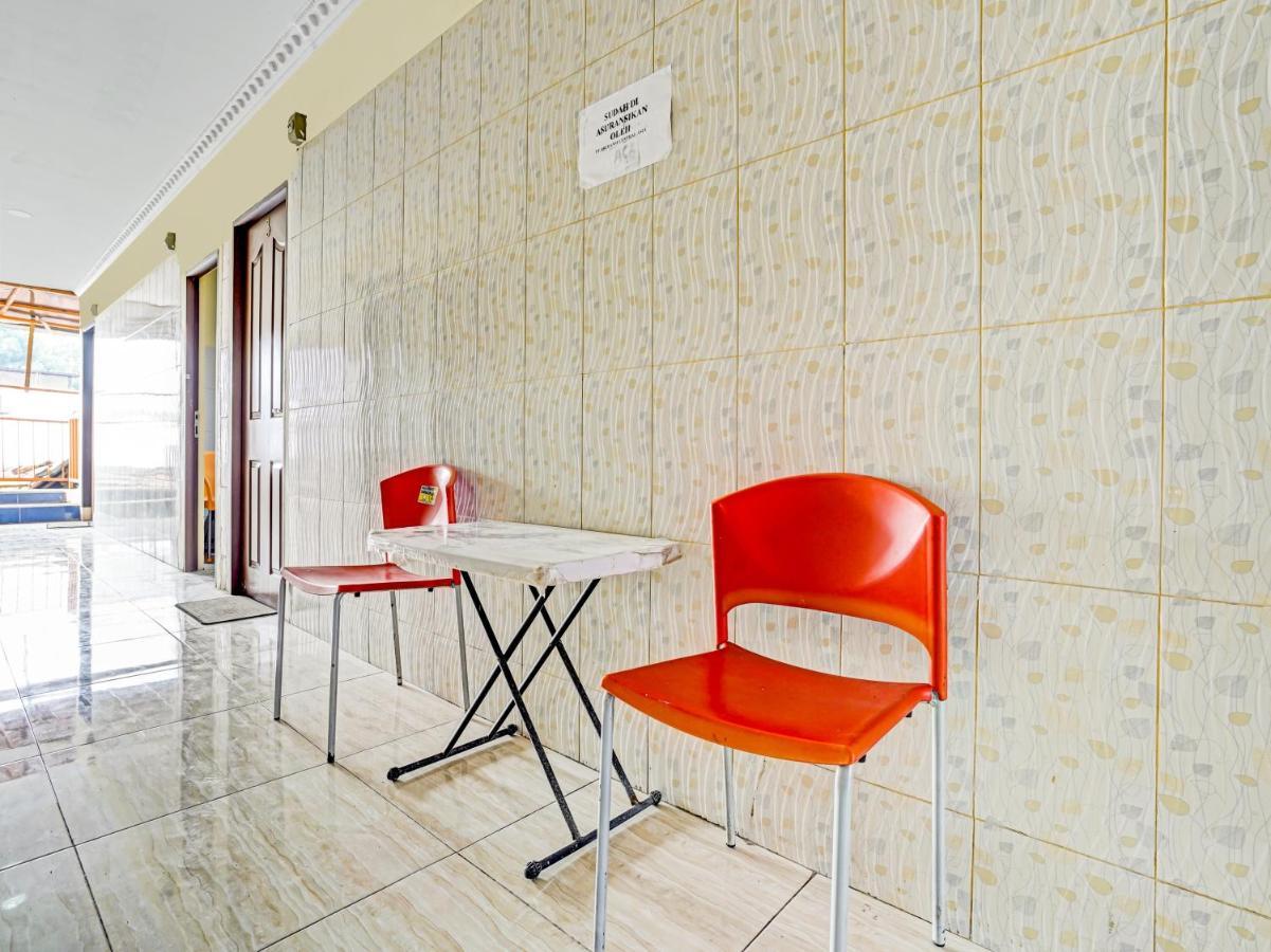 צ'ירבון Oyo 90238 Hotel Nusantara מראה חיצוני תמונה