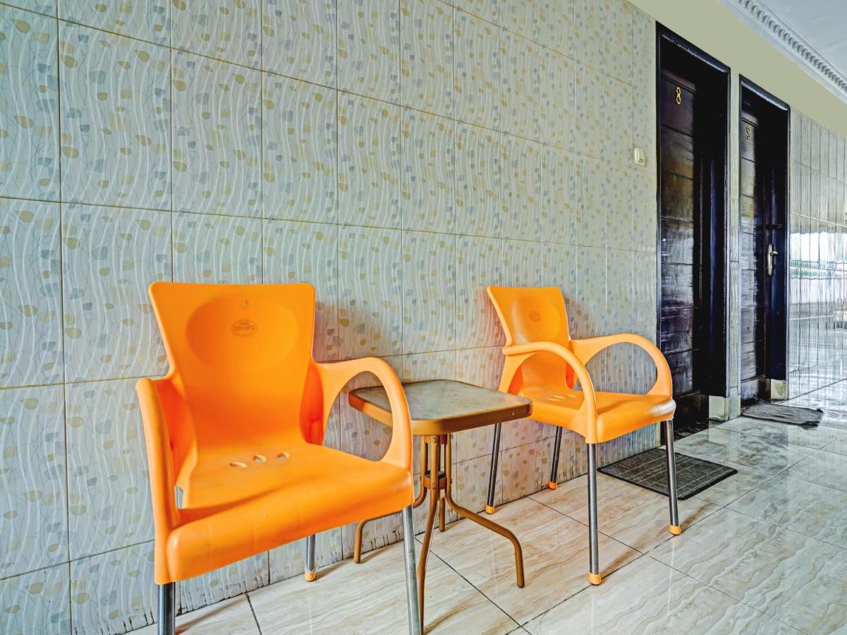צ'ירבון Oyo 90238 Hotel Nusantara מראה חיצוני תמונה