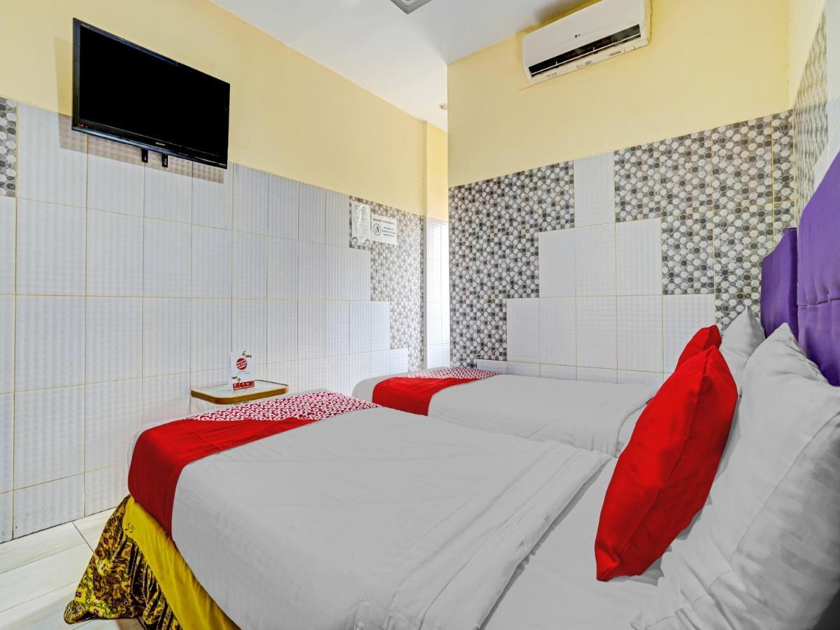 צ'ירבון Oyo 90238 Hotel Nusantara מראה חיצוני תמונה